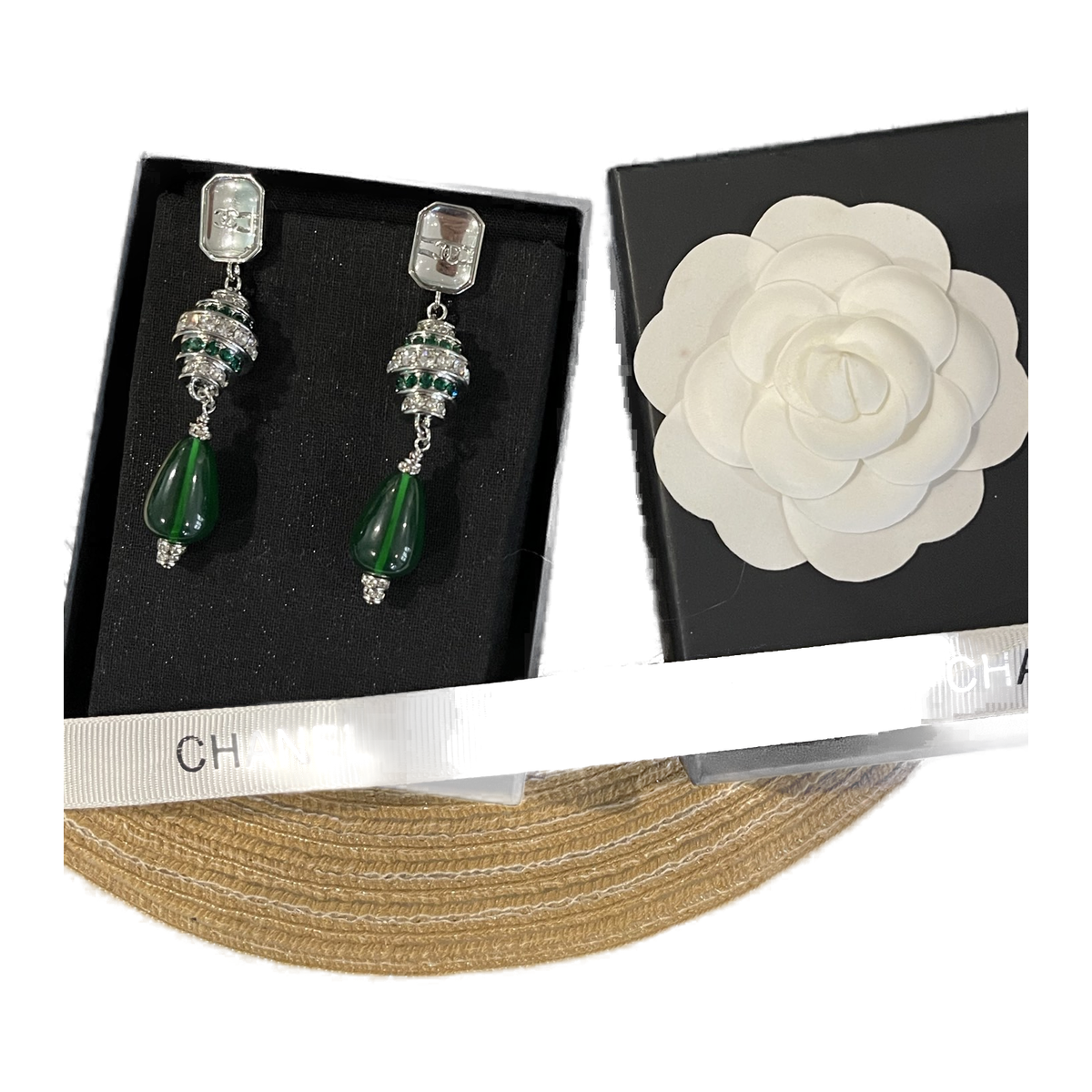 Chanel Green Gripoix Glass Tassel Earrings product image